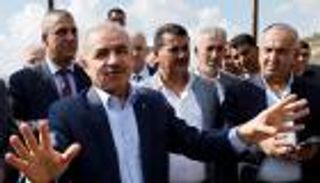 رئيس الوزراء الفلسطيني يطالب واشنطن بإلغاء مخطط مجمع سفارتها بالقدس