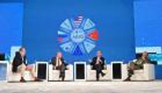 خبراء في ملتقى أبوظبي: العالم نحو سيناريوهات تغير قواعد اللعبة