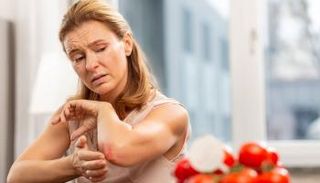 تتسبب بعض الأدوية في زيادة هرمون الهيستامين في الجسم