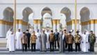 محمد بن زايد: افتتاح جامع الشيخ زايد بإندونيسيا يعبر عن الترابط والمحبة