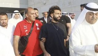 محمد صلاح في مطار الكويت 