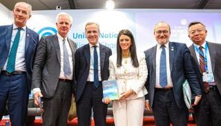 وزيرة التعاون الدولي المصرية تحمل دليل شرم الشيخ للتمويل العادل