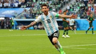 ليونيل ميسي قائد الأرجنتين