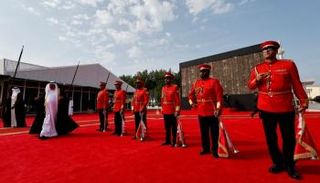 جانب من استعدادات البحرين لزيارة بابا الفاتيكان الأخيرة