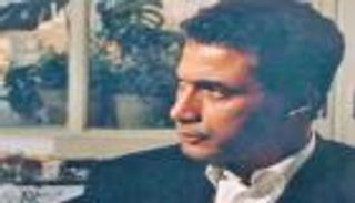 5 نساء في حياة أحمد زكي.. زواج وحب وتفكير في الانتحار