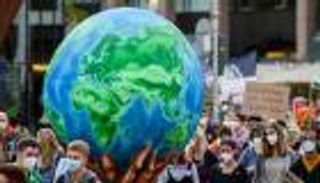 مفاجأة.. التحرك المناخي يتقدم  الاقتصاد وتهديدات أخرى في سلم الأولويات