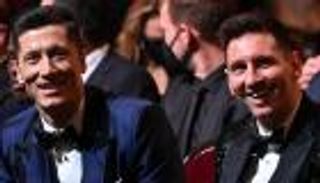 بسبب ميسي.. ليفاندوفسكي يحرج صحفيا قبل انطلاق كأس العالم