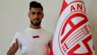 الجزائري غشة لـ"العين الرياضية": المغرب سيكون الحصان الأسود في كأس العالم