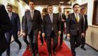 السوداني "يتقشف".. شطب 20 سفارة عراقية وإلغاء امتيازات الرئاسات الثلاث