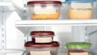 أسبوع التوعية بمضادات الميكروبات.. كيف تبردين بقايا الطعام بأمان؟