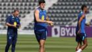 "تحول إلى مارادونا".. ماجواير يثير الدهشة في منتخب إنجلترا (فيديو)