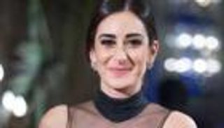 بعد ارتدائها دبلة.. أمينة خليل تكشف حقيقة خطبتها