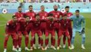 "ثورة الملاعب".. لاعبو ومشجعو إيران يتحدون ضد النظام