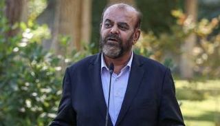 وزير النقل والتنمية الحضرية الإيراني الجنرال رستم قاسمي