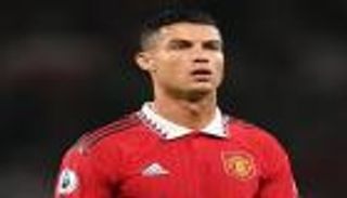 نهاية غير سعيدة.. مانشستر يونايتد يفسخ عقد كريستيانو رونالدو