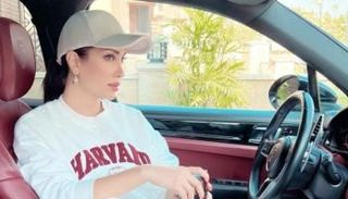 الفنانة نسرين طافش