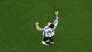 هزم مارادونا وعادل رونالدو.. المنتخب السعودي يُدخل ميسي تاريخ كأس العالم