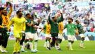 كيف احتفل لاعبو السعودية بعد الفوز على الأرجنتين في كأس العالم؟ (فيديو)