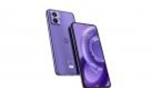 موتورولا تراهن على لون "فيري بيري" لزيادة مبيعات هاتف Edge 30 Neo