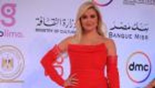 رانيا التومي تشعل حفل ختام مهرجان القاهرة السينمائي الدولي