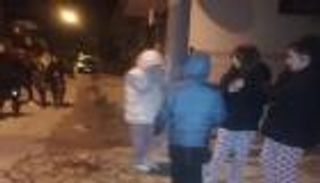 زلزال يضرب غرب تركيا.. والسكان يهرعون إلى الشوارع