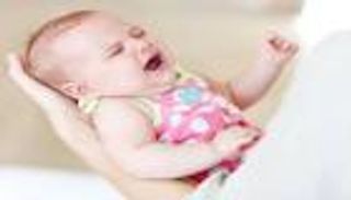 متلازمة هز الرضيع.. نصائح لحماية حياة طفلك