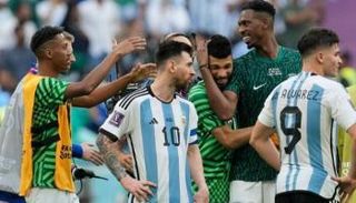 ليونيل ميسي قائد منتخب الأرجنتين