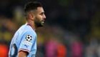 قبل العودة.. أين يقضي رياض محرز عطلة كأس العالم؟