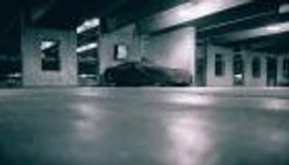 السيارة المهملة.. كيف يمكنك تنشيط بطاريتها بعد ركنها لفترة طويلة؟