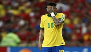 نيمار لاعب منتخب البرازيل