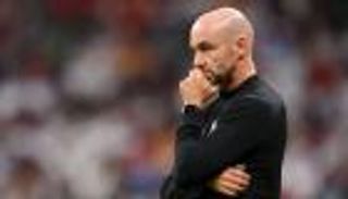 "لم نفشل".. مدرب قطر يتحصن بالتفاؤل بعد خيبة كأس العالم