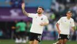مدرب الأرجنتين يكشف.. هل يغيب ليونيل ميسي عن مواجهة المكسيك؟