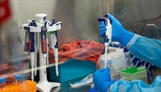 عزل المصاب داخل أحد مستشفيات وزارة الصحة