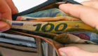 التضخم يجبر الألمان على التقشف.. وداعا للمياه المعدنية والأكل بالمطاعم