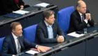 وظائف متشعبة ورواتب ضخمة.. حكومة شولتز الأكثر تكلفة بألمانيا