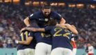 أنهى عقدة البطل.. منتخب فرنسا أول المتأهلين لثمن نهائي كأس العالم 2022