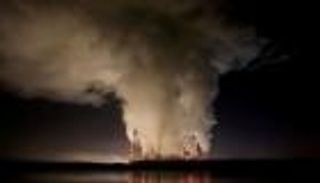 عواقب قانون "بايدن" للمناخ.. حرب تجارية بين أمريكا وأوروبا