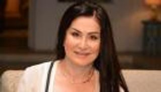 وفاء سالم تتجاوز "أزمة التجميل" بـ"جلسة تصوير شبابية"