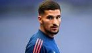 ليس عوار أو نوري.. منتخب الجزائر يقترب من لاعب مزدوج الجنسية