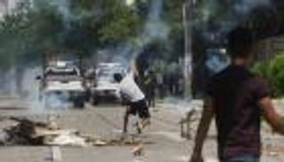 "الديمقراطية تنتصر".. المعارضة البوليفية تعلق مظاهراتها بعد 36 يوما