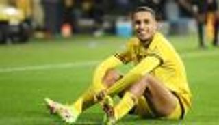 بداية رباعية.. الدوري الإماراتي يرسل لاعبيه إلى البريميرليج