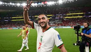 حكيم زياش لاعب المغرب