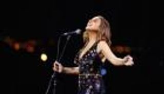 "استجابت لشرب الماء".. ابن أنغام يتحدث لأول مرة عن حالتها الصحية