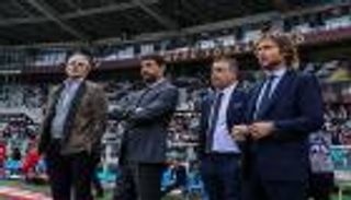 فضيحة جديدة في إيطاليا.. لماذا استقال مجلس إدارة يوفنتوس؟