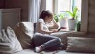 ربع المراهقين في بريطانيا يعانون من مشاكل نفسية.. ما السر؟