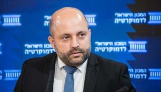 مستشار الأمن القومي الإسرائيلي إيال حولاتا