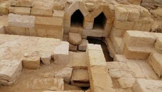 جانب من المنبى الجنائزي المكتشف في الفيوم