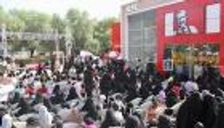 الحوثي على خطى داعش.. قيود "المحرم" تصل مطاعم صنعاء
