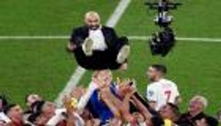 وليد الركراكي.. ما سبب إطلاق "الأفوكادو" على مدرب المغرب؟