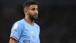 كيف يستفيد رياض محرز من الغياب عن كأس العالم 2022 قطر؟